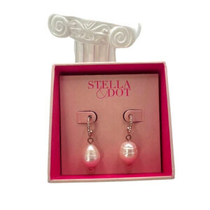 NWT / NIB STELLA & DOT Pearl Huggies Earrings
